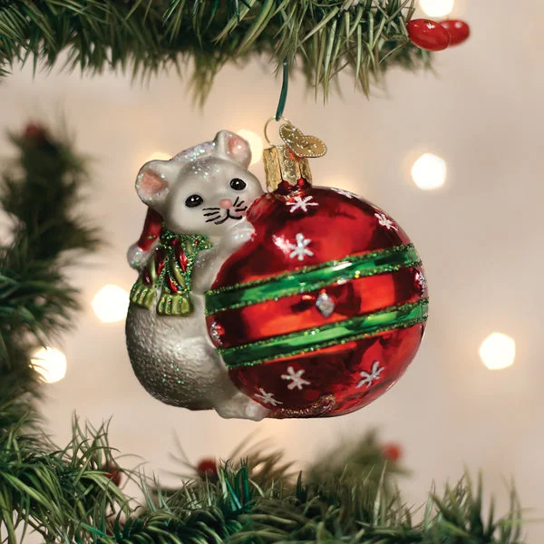 - Remote interactive pet feederPlayful Christmas Mouse Ornament