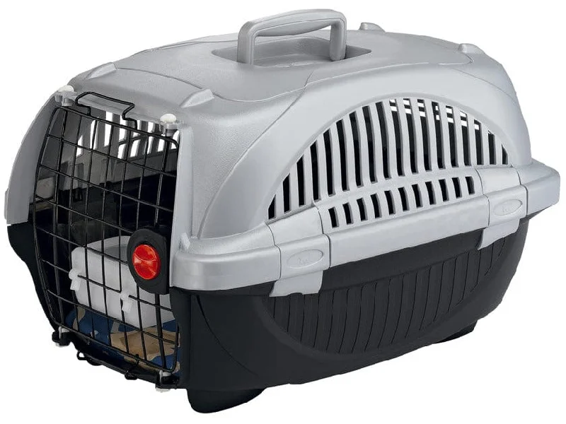 - Pet tear stain cleaning wipesAtlas Deluxe 20 Carrier